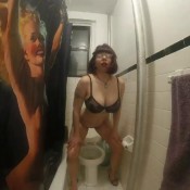 sexy toilet tease!!!! missvivian