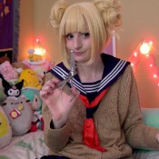 toga shows off her insides tweetney