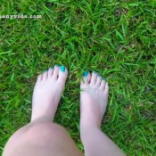 feet in the grass hd delphoxi