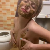 poo face mask your_mariam