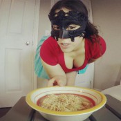 loverachelle2 - poop ramen. delicious! eat with me instructions
