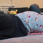 giving her eggy farts while gaming ebonybooty491