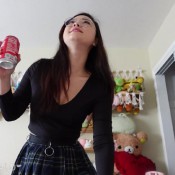 giantess vores you - gassy hd ur2dwaifu