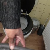 Toilet Messing Amysinclair