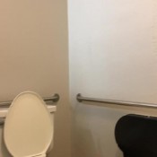 Princesskazer Kazer Uses A Public Toilet Ignoring You