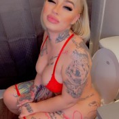 iheartkwinn fart on toilet and ahegao face