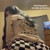 Mariethegasqueen Bringing Back Everyones Fav Leggings Just Washed Watch Me Fuck Them Up All Over Again On This Soft Blanket