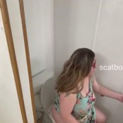 Goddessleanne69 Plops While Reading Pushing And Grunting While Reading A Short Chapter