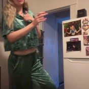 Amy_farts Blast Off W Amy Farts