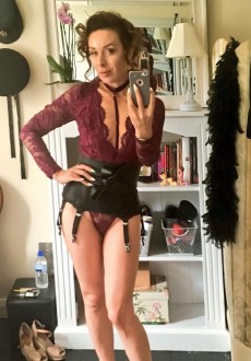 Mistress Julia Taylor