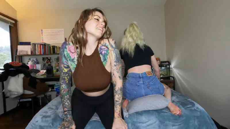fart on roomates bed hd classyngassy