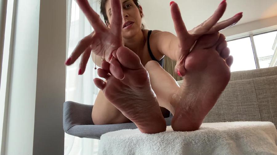 Feetwonders - Oily Soles And Fingers Teasing