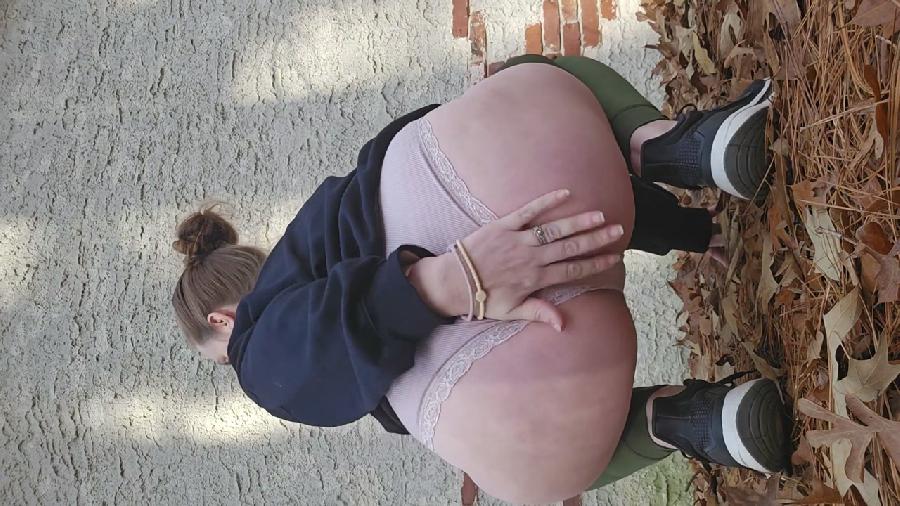 Urprincessluna Peeing In The Park PrincessBabyLuna